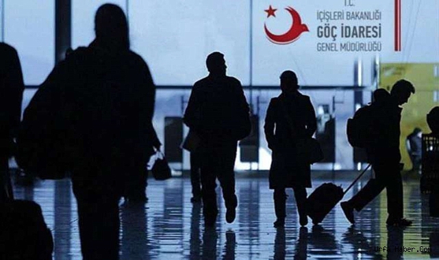 YURT DIŞINA GÖÇ EDENLERİN SAYISI ARTTI
