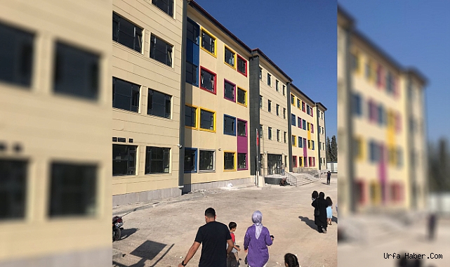 OKULDA SIRA OLMAMASI NEDENİYLE ÖĞRENCİLER DERS BAŞI YAPAMADI