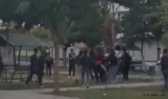 ŞANLIURFA’DA ÖĞRENCİ KAVGASI: 2 YARALI