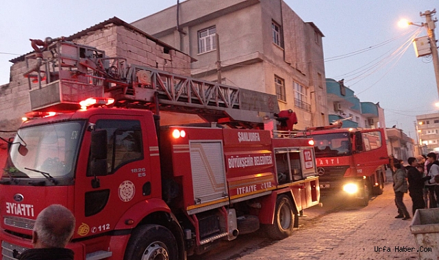 AKÇAKALE'DE KORKUTAN YANGIN: 1 YARALI