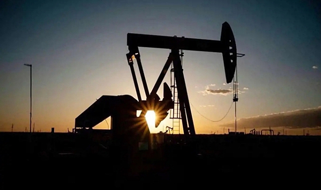 BRENT PETROLÜN VARİLİ 74 DOLAR SEVİYESİNDE