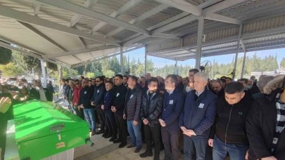 ENDOSKOPI SONRASI HAYATINI KAYBEDEN KADIN TOPRAĞA VERILDI.