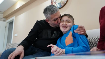 Dolandırıcılara Kanmak, Baba Canından Etti