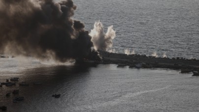 İsrail, Suriye'nin Liman Kentini Vurdu