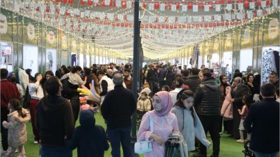 Urfa’da Ramazan Sokağı Sona Erdi: 270 Bin Kişi Ziyaret Etti