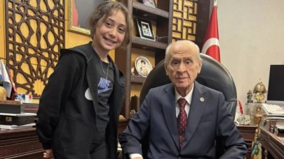 Bahçeli’ye Roblox Ricası: “Devlet Dedemiz Bu İşi Çözer”