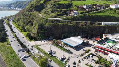 Samsun'da Faciaya Yol Açan Heyelan Havadan Görüntülendi