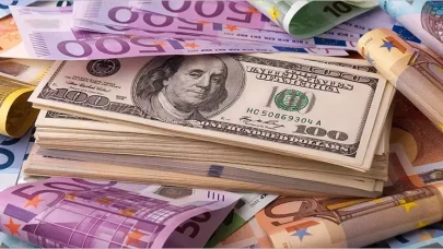 Dolar ve Euro Zirveye Koşuyor! Piyasalarda Gergin Sabah