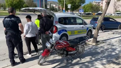 Elazığ’da Trafik Dehşeti: Otomobil İle Motosiklet Çarpıştı