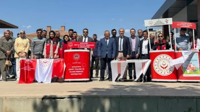 Urfa’da “En Büyük Ailemiz Türkiye’miz” Yürüyüşü Düzenlendi