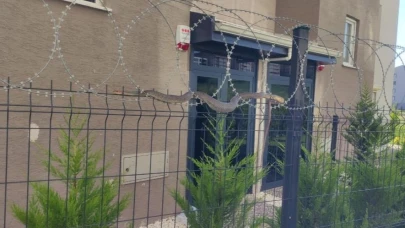 Dev Yılanın Sürpriz Ziyareti