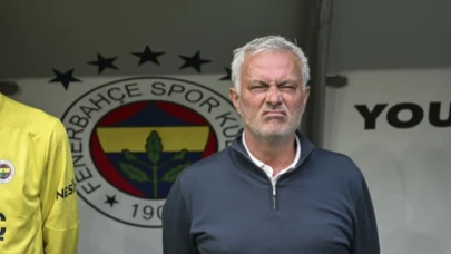 F.Bahçeli Oyuncular isyan etti: 'Mourinho varsa biz yokuz'