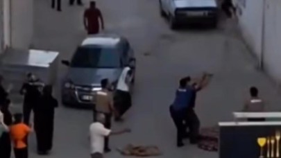 Korku Dolu Anlar: Pencereden Düşen Kız Hayata Tutundu