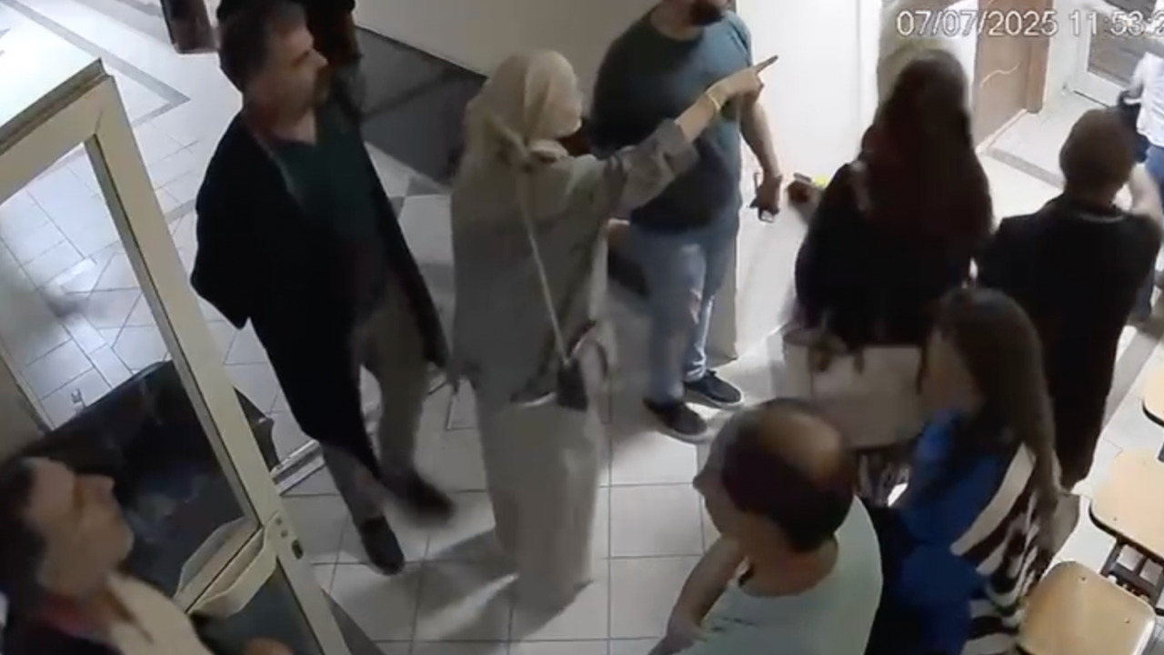 Şanlıurfa Adliyesi’nde Kadın Avukata Şok Saldırı!