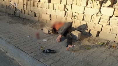 Madde Etkisiyle Sokakta Kaldırıma Düştü