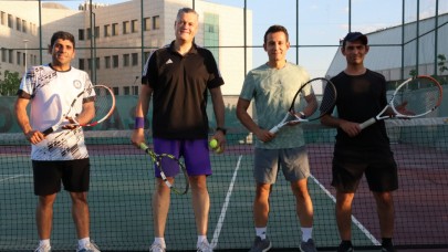 Demokrasi İçin Spor: Tenis Turnuvası Başladı