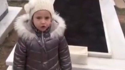 Küçük Kızdan Yürek Burkan Anlar!