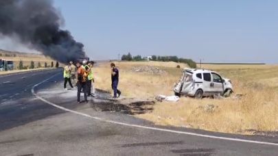 Diyarbakır’da Tır ve Araç Çarpıştı: Tır Alev Alev Yandı