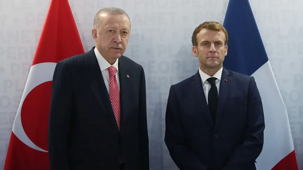 Cumhurbaşkanı Erdoğan, Macron İle Telefon Görüşmesi Yaptı