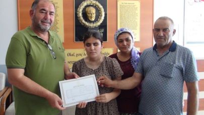 Annesinin Desteğiyle İlk 10 Bine Girdi!