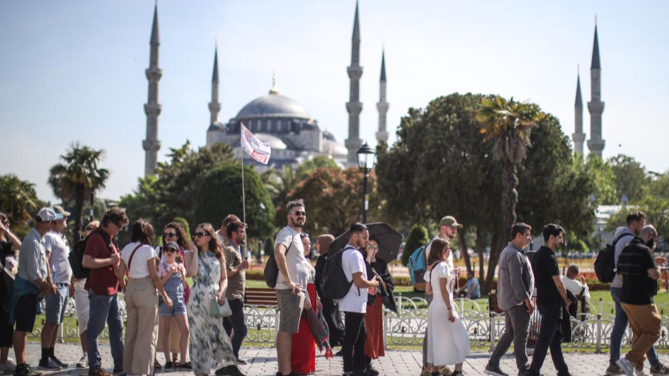 Yurt Dışındaki 2,6 Milyon Vatandaş Türkiye’ye Geldi!