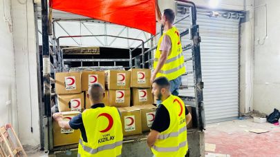 Türk Kızılay'dan Batı Şeria'ya bin 200 gıda kolisi