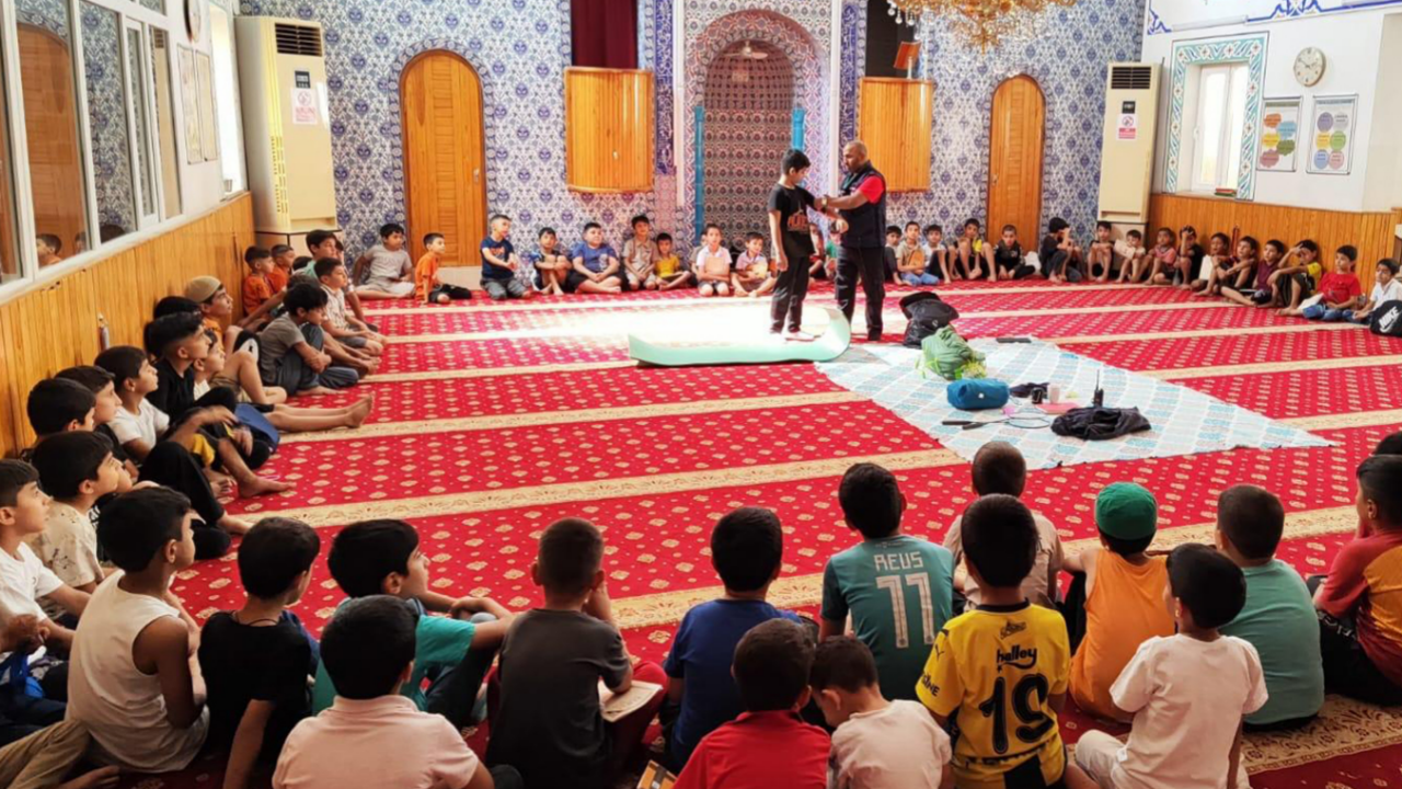 Şanlıurfa Gençleri“Hem Okuyorum Hem Eğleniyorum”Etkinliğinde Buluştu