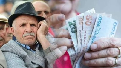 Memur ve Emeklinin  Gözü Bu Kararda!