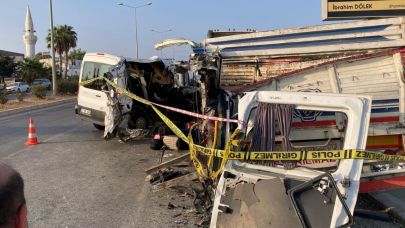 Mersin’de Feci Minibüs Kazası: 2 Ölü, 10 Yaralı