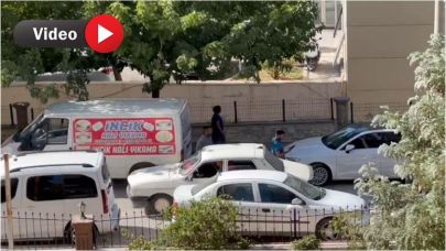 Şanlıurfa Karaköprü de Yol Kapalı, Site Sakinleri Mağdur