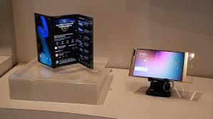 Samsung’tan Üçlü Katlanabilir Yenilik: Galaxy Z Tri-Fold