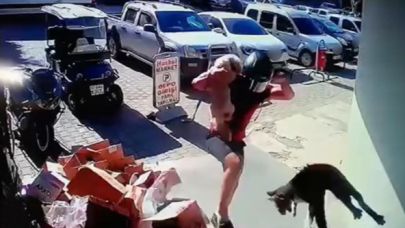 Kediyi Tekmeleyip Metrelerce Havaya Fırlattı