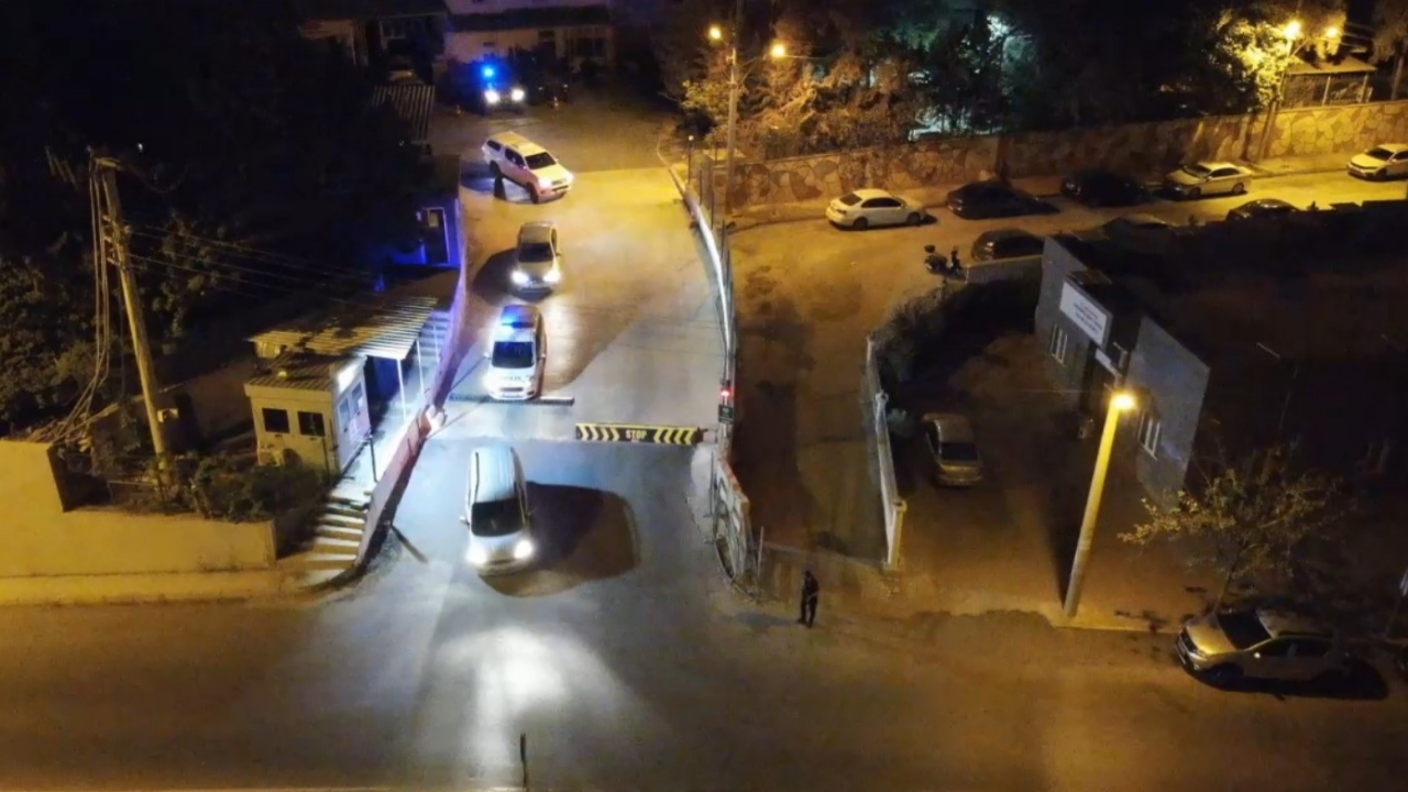 Şanlıurfa'da DEAŞ Operasyonunda 14 Kişi Gözaltına Alındı