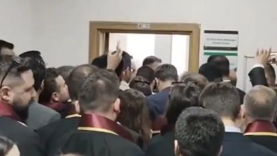 CHP Kurultay Davasında Gerginlik