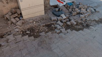 Şanlıurfa Karaköprü İlçesine Bağlı Çankaya Mahallesi’nde Kazılan Yol Aylardır Yapılmadı