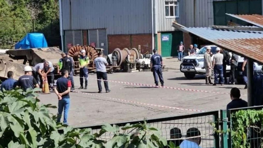Zonguldak'ta Maden Ocağında Göçük; 2 İşçi Mahsur