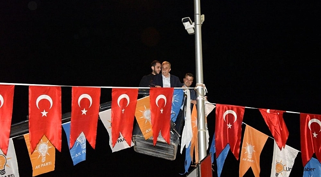 Bakan Fakıbaba, vince çıkıp flama astı
