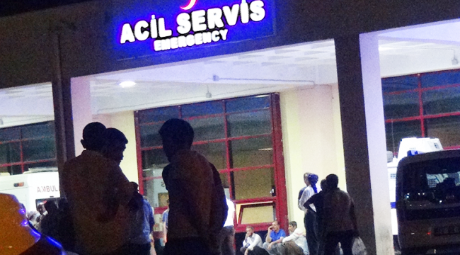 Evlerinin bahçesinde otururken öldürüldüler