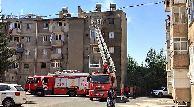Urfa'da ev  yangını