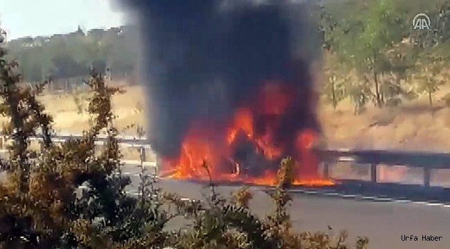 Şanlıurfa'da seyir halindeki otomobil yandı