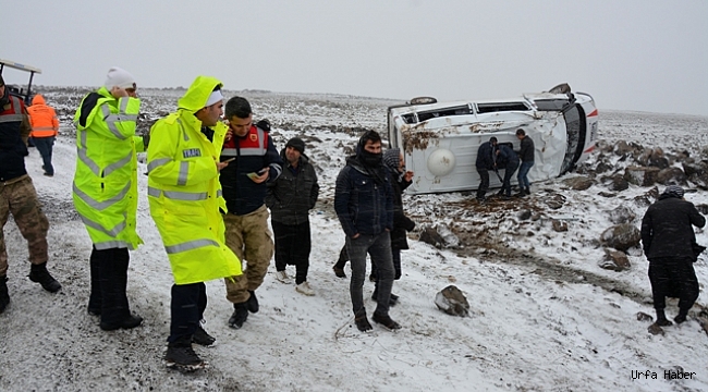 Öğretmenleri taşıyan minibüs devrildi: 6 yaralı