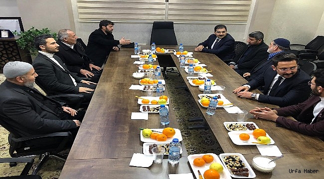 Canpolat'tan vakıf ziyareti