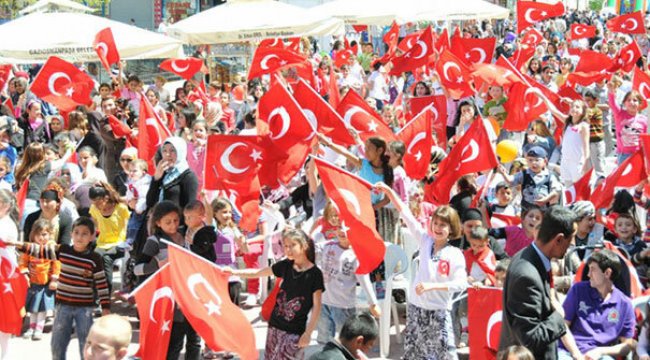 23 Nisan'da okullar tatil mi?