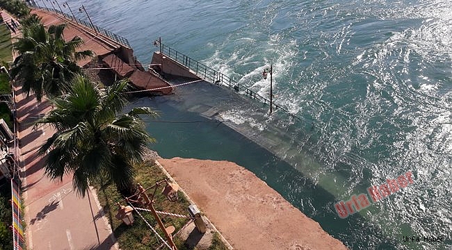 Birecik'te Fırat Nehri korkutu