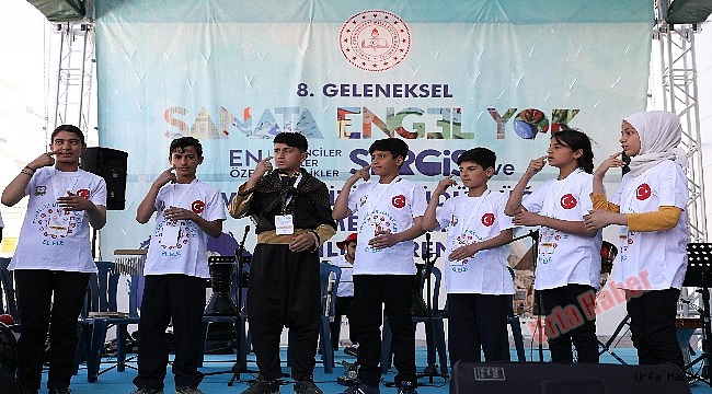 Minik eller birleşti, engeller sanat oldu