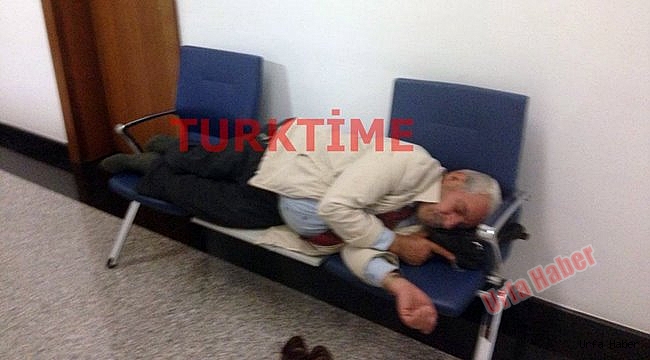 Vekil Nöbeti Tutmadım, Beklerken Uyumadım