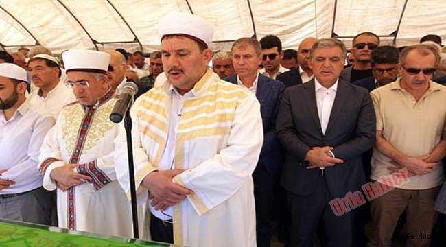 Bayrak son yolculuğuna uğurlandı