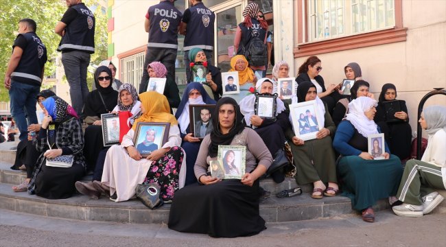 Dağa 16 yaşında kaçırılan kızının ya ölüsünü ya da dirisini istiyor