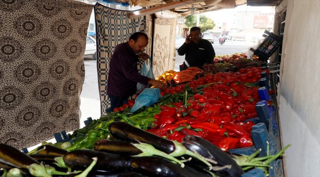Akçakale'de günlük yaşam hareketleniyor