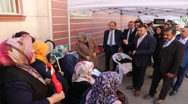 Diyarbakır annelerine destek ziyareti